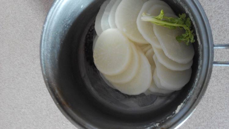 牛肉萝卜饺子步骤3
