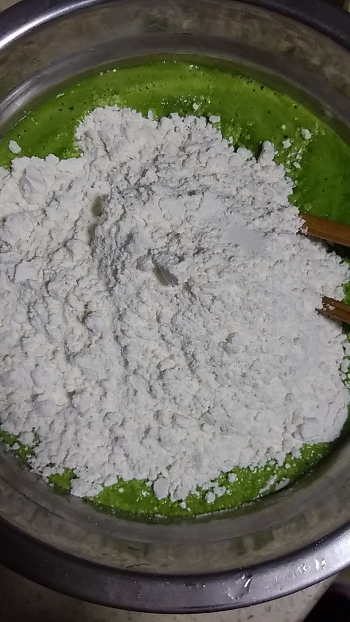 菜汁素饺子步骤7