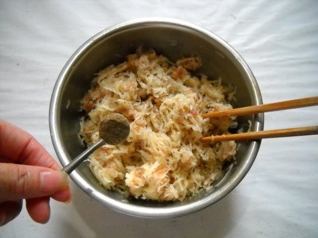 萝卜鲜肉水饺步骤5