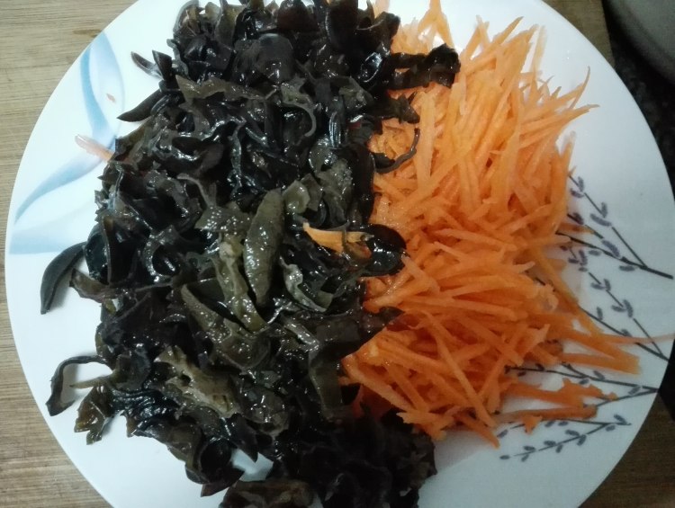 洋葱黑木耳饺子步骤3