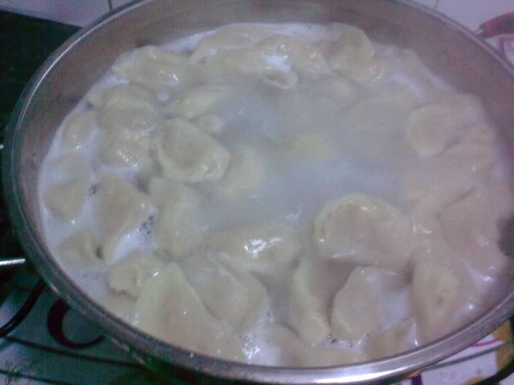 酸菜猪肉饺步骤8