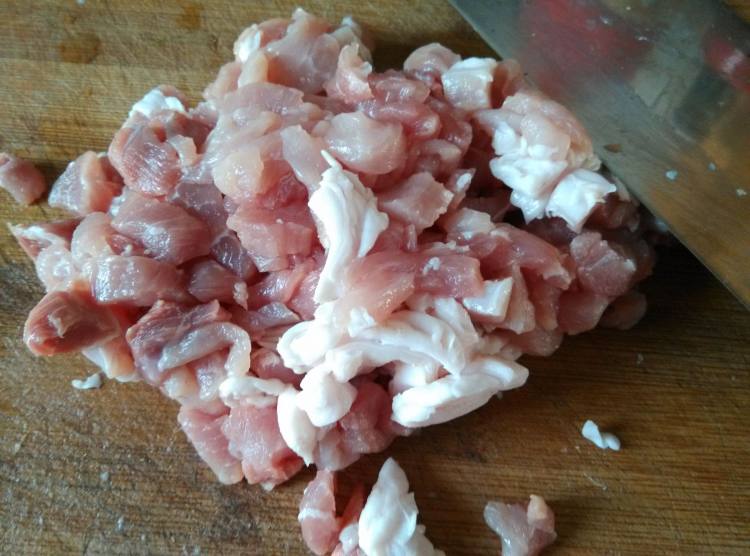 香菇鲜肉饺子步骤2