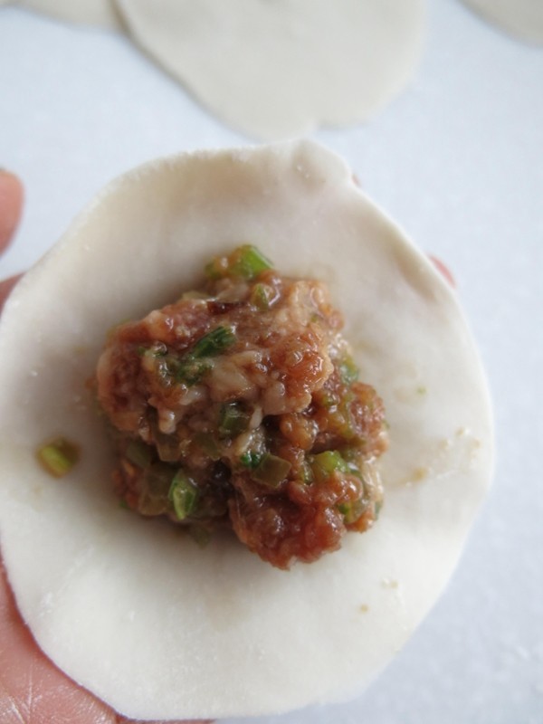 猪肉芹菜酱香水饺步骤9