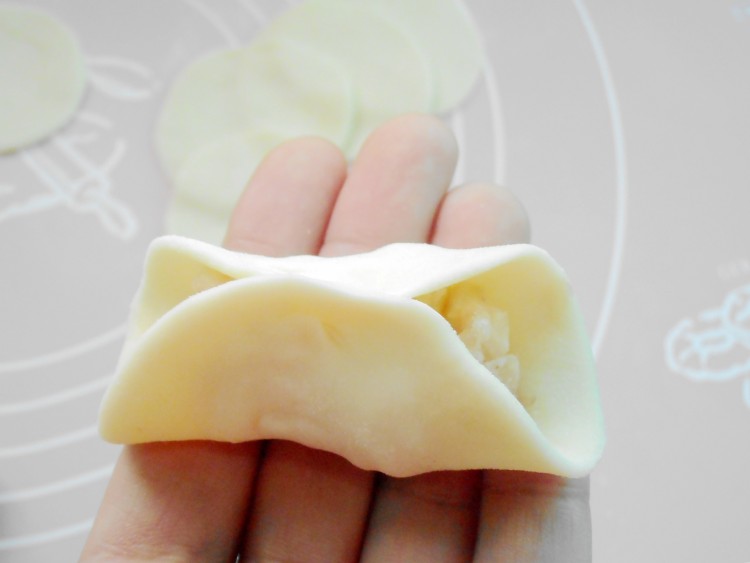 玉米马蹄猪肉饺子步骤15