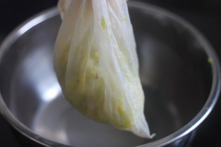 娃娃菜煎饺步骤3