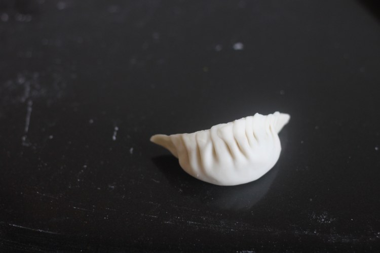 娃娃菜煎饺步骤10
