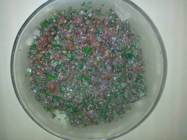 猪肉芹菜水饺步骤4