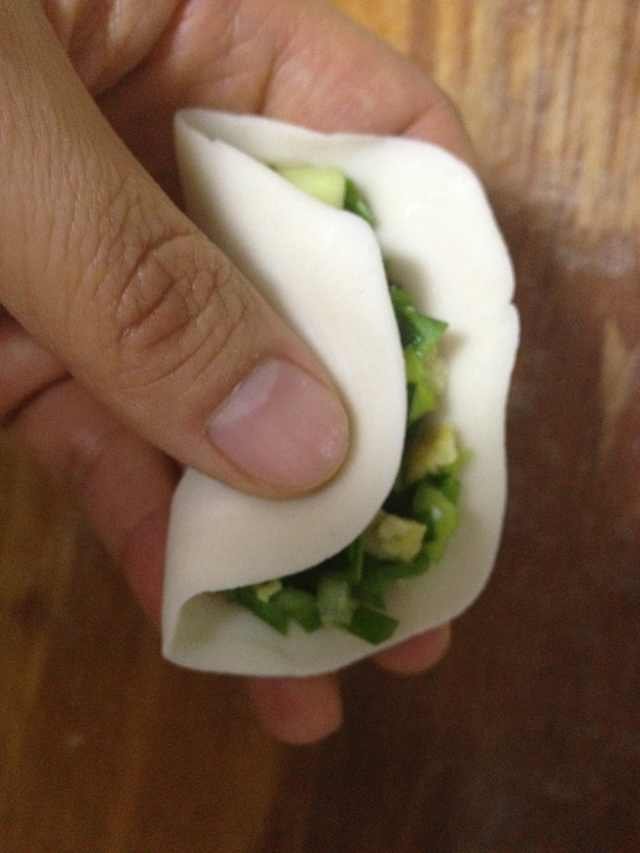 水煎饺子步骤8
