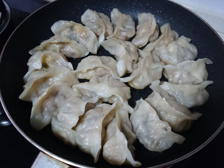 玉米木耳猪肉饺子步骤14