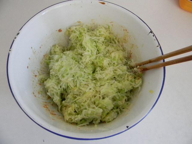 萝卜猪肉蒸饺步骤8