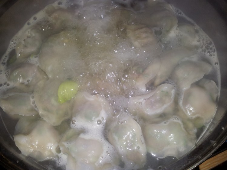 香菜牛肉水饺步骤9