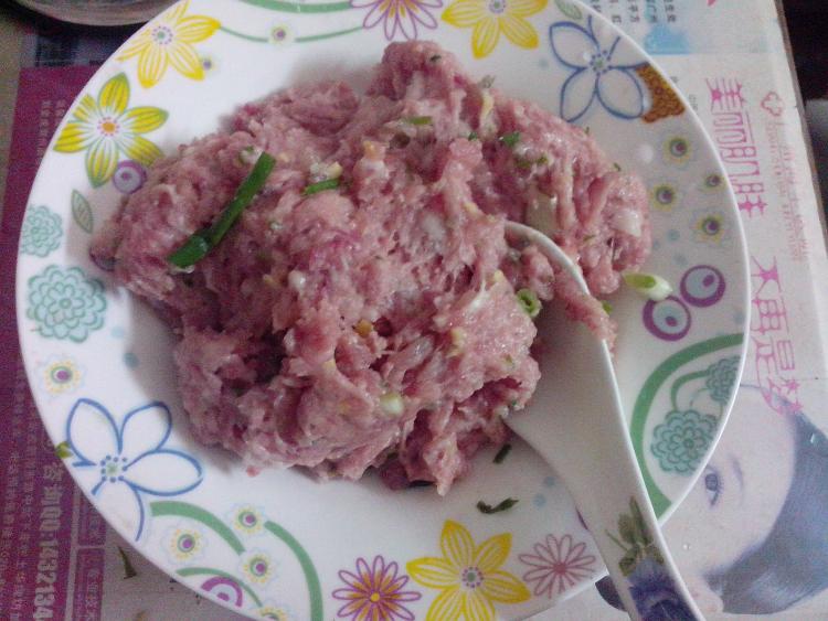 菌菇瘦肉煎饺步骤6