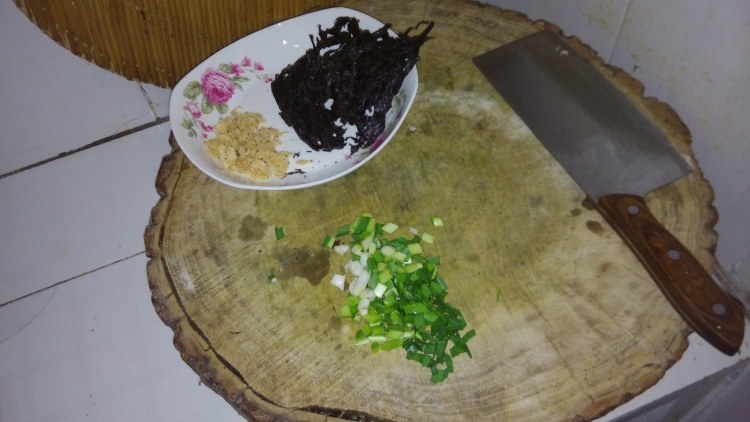 酸汤水饺步骤1