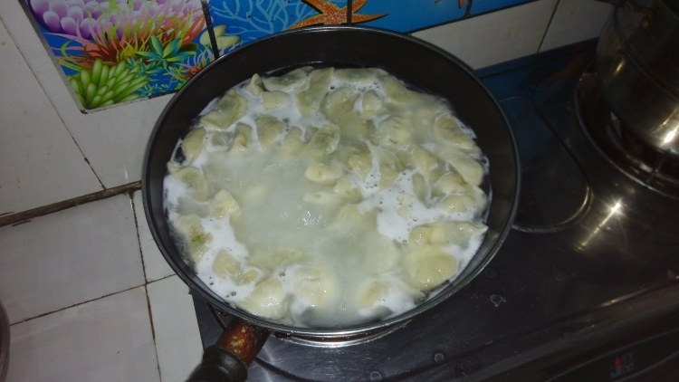 酸汤水饺步骤5