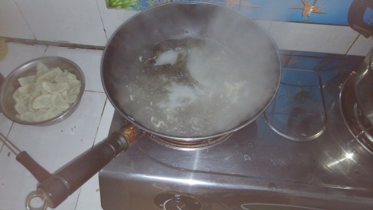 酸汤水饺步骤6
