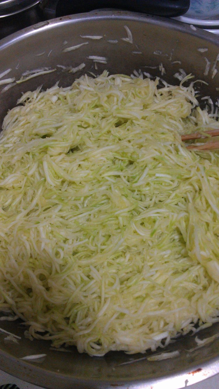 白菜肉丁饺子步骤10