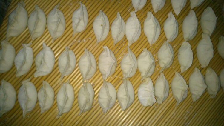 猪肉白菜大葱饺子步骤4