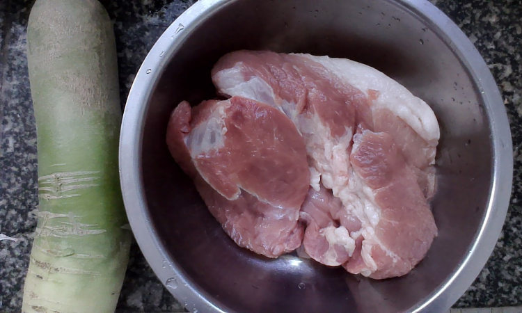 萝卜猪肉水饺步骤1