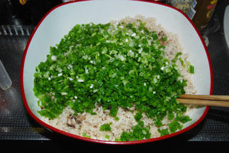 莲藕香菇猪肉饺子步骤7