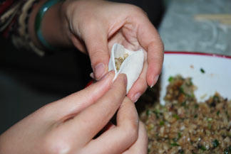 莲藕香菇猪肉饺子步骤13