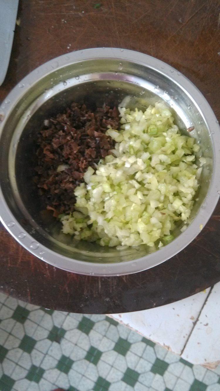 白菜木耳猪肉饺步骤4