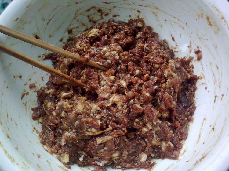 野蘑胡萝卜肉饺步骤5
