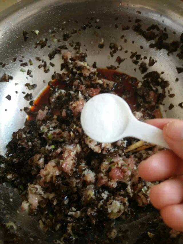 猪肉木耳饺子步骤9