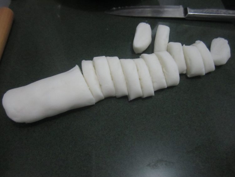 香菜鲜肉水晶饺步骤7