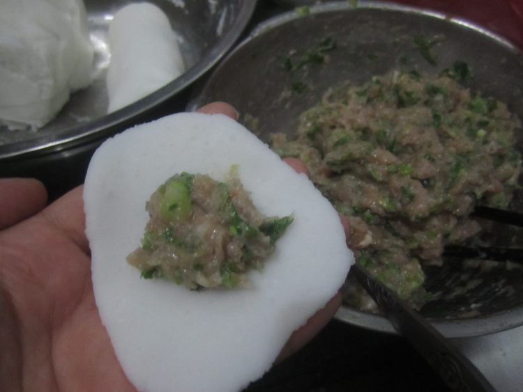 香菜鲜肉水晶饺步骤9