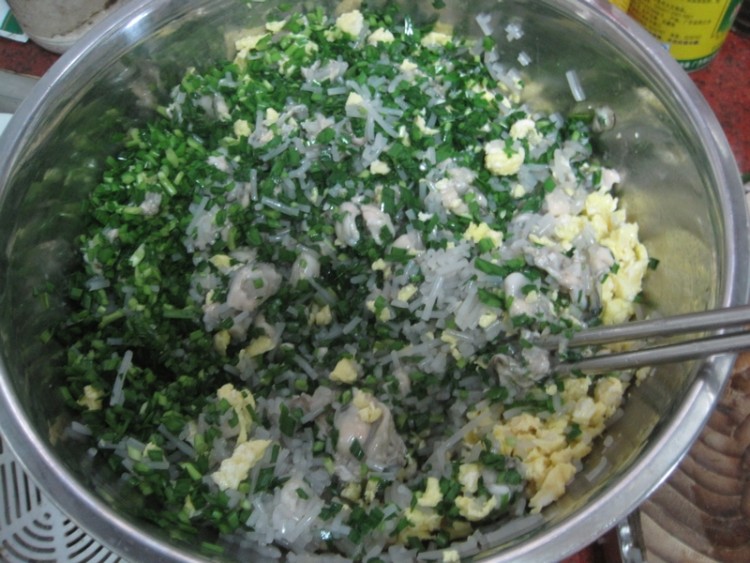 韭菜鲜蚝馅饺子步骤7