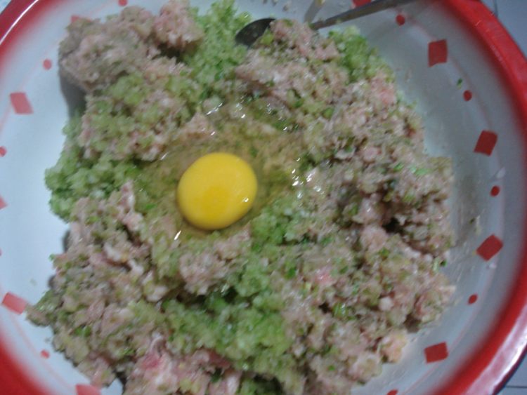 芹菜鲜肉水饺步骤9