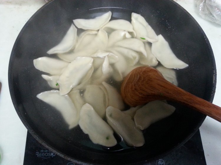 鸡蓉芹菜饺子步骤10