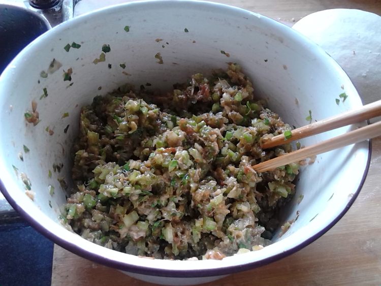 香芹猪肉饺子步骤6