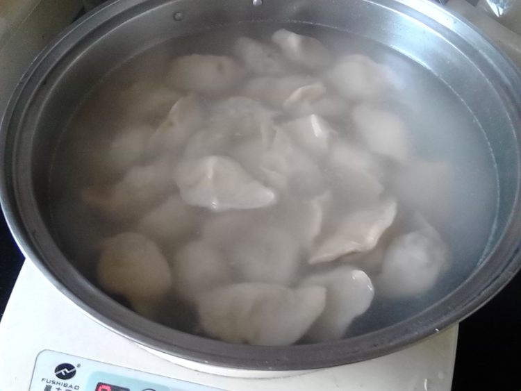 香芹猪肉饺子步骤11