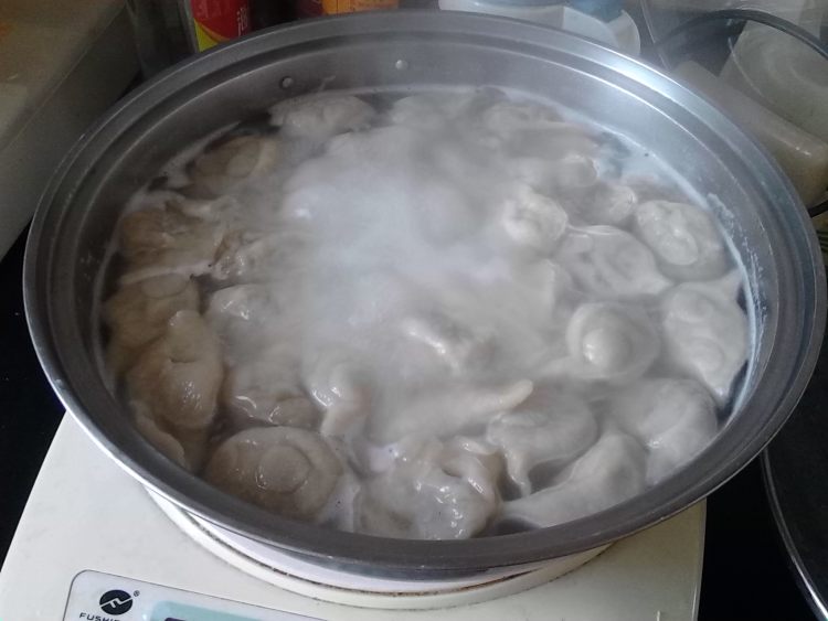 香芹猪肉饺子步骤12