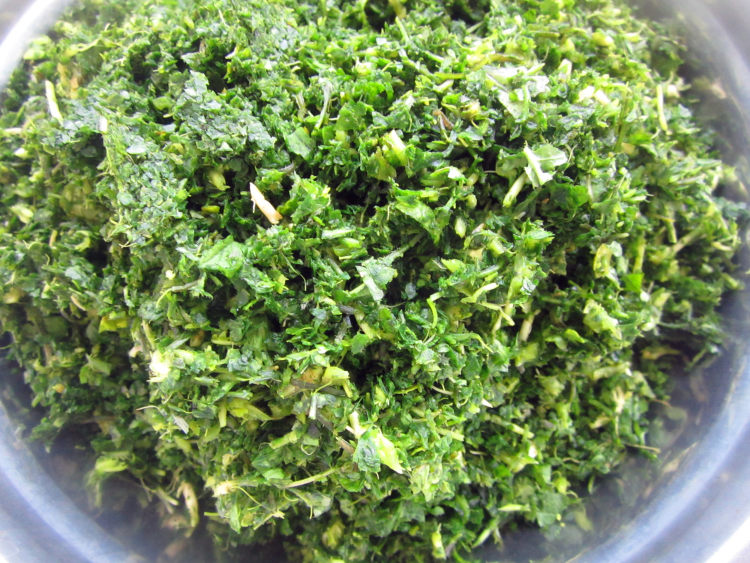 荠菜鲜肉水饺步骤1