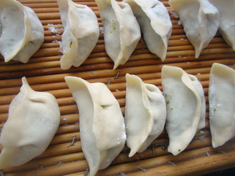 荠菜鲜肉水饺步骤10
