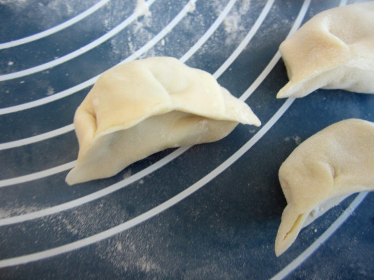 鸡蛋菠菜饺子步骤10