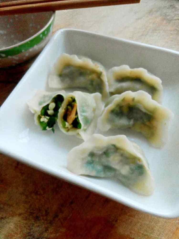 芹菜鸡蛋水饺步骤7