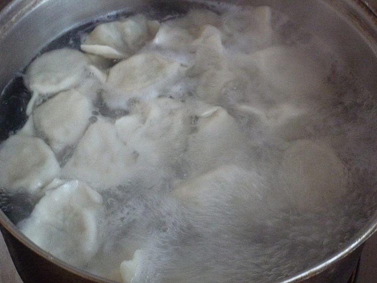 猪肉韭菜水饺步骤13