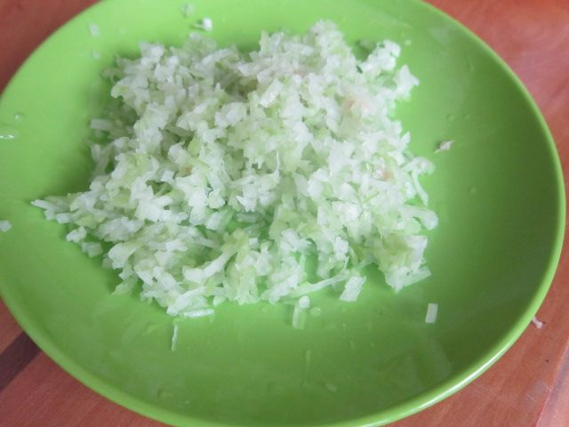 拂手瓜肉馅水饺步骤2