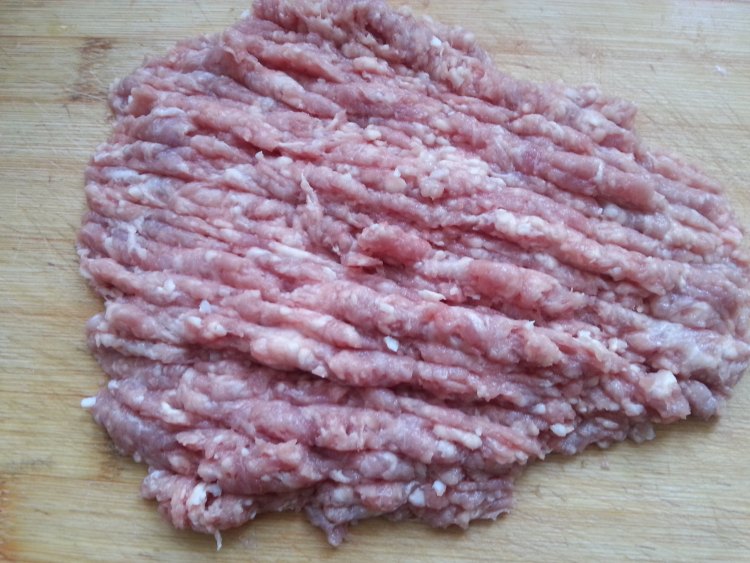 羊肉胡萝卜水饺步骤2