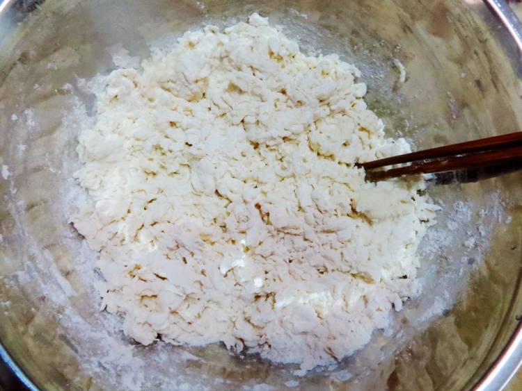 西葫芦猪肉馅饺子步骤2