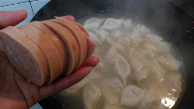 火腿菠菜饺子云吞步骤5