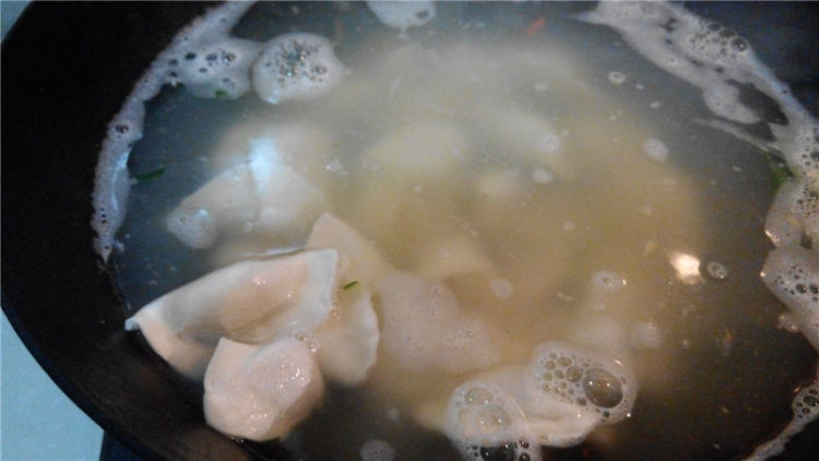 火腿菠菜饺子云吞步骤4