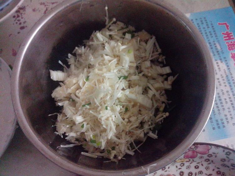 金针菇瘦肉蒸饺步骤9