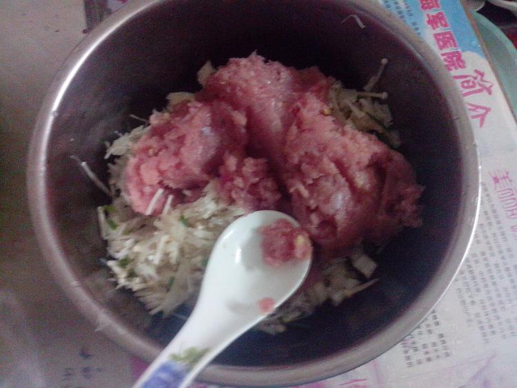 金针菇瘦肉蒸饺步骤10