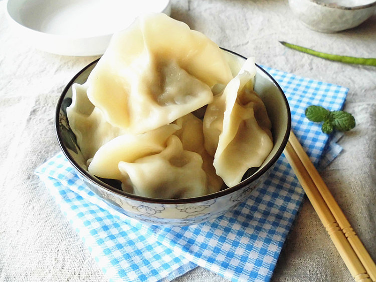 粉条圆白菜饺子步骤11