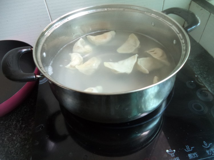南瓜丸子煮饺子步骤5