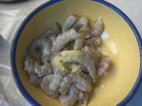 肉三鲜饺子步骤7